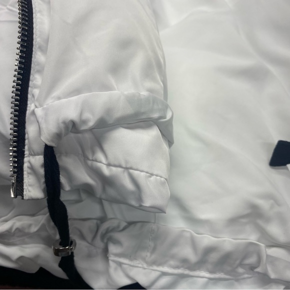 Free People White Hooded Puffer Jacket Women’s S Drawstring Bottom Pockets - Picture 9 of 15